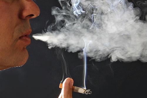 Numarul persoanelor care practica fumatul este in continua crestere, Foto: Quit-Smoking-Central