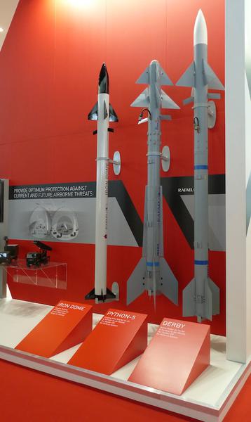 expomil 2011, Foto: Hotnews