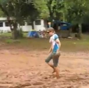 O farsa murdara, Foto: Captura Trilulilu