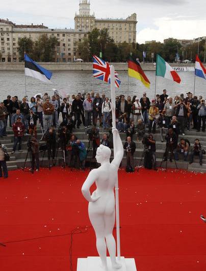Fata cu vasla, Foto: Reuters