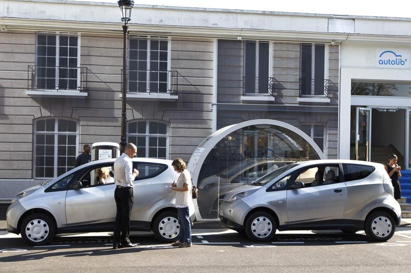 Masinutele Bollore din Paris, Foto: Reuters