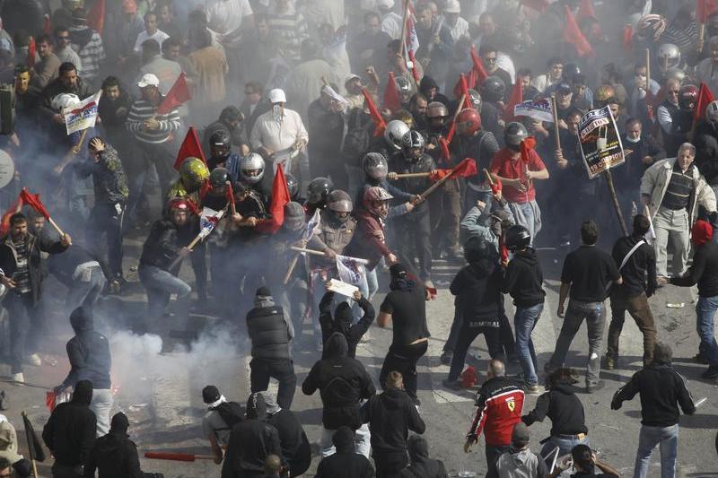 Noi violente la Atena, Foto: Reuters