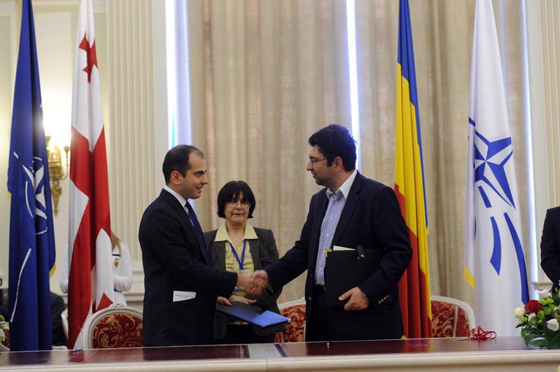 Semnarea protocolului , Foto: cdep.ro