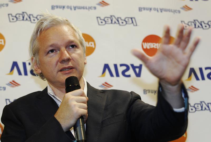Julian Assange la conferinta de presa din 24 octombrie, Foto: Reuters