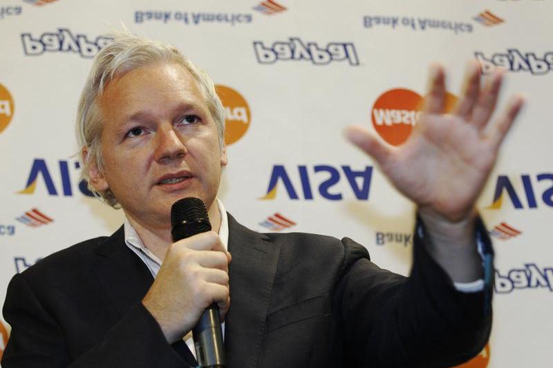 Julian Assange la conferinta de presa din 24 octombrie, Foto: Reuters