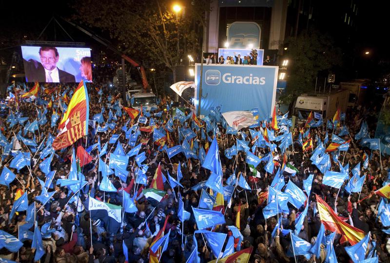 Liderul PP, Mariano Rajoy, le multumeste sustinatorilor sai, Foto: Reuters