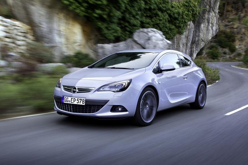 Test Drive cu Opel Astra GTC 2011, Foto: Opel