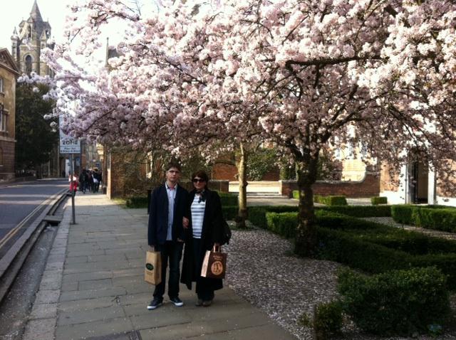 Andrei si Elena Bucurescu la Cambridge, Foto: Integral Programe Educationale