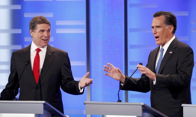 Rick Perry si Mitt Romney (dreapta) , Foto: Reuters