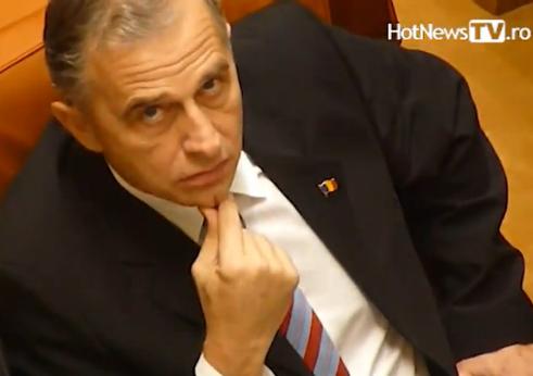 Mircea Geoana in Parlament, Foto: Hotnews