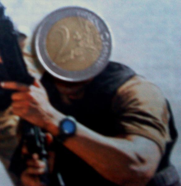 My name is Euro Bond, Foto: Hotnews