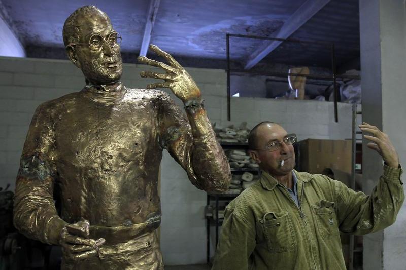 Statuia lui Steve Jobs de la Budapesta, Foto: Reuters