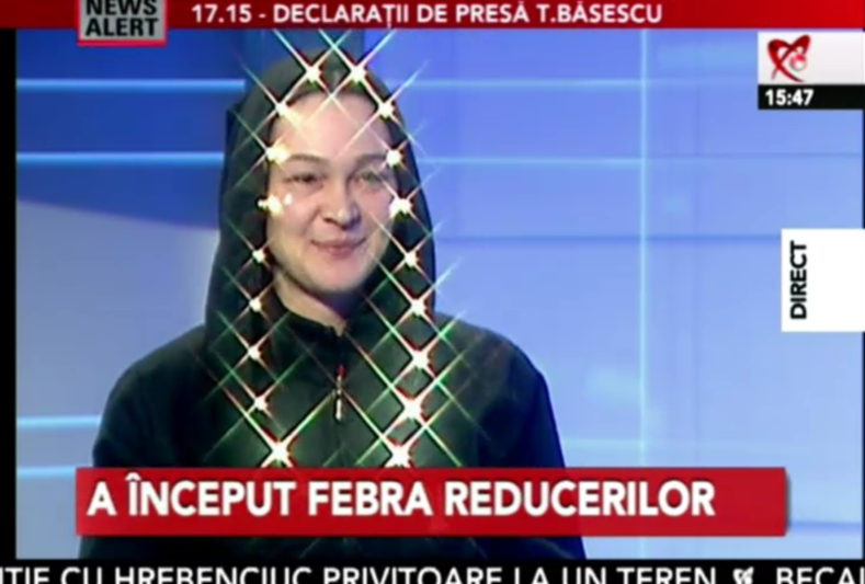 Femeia cu becuri aprinse in cap - Realitatea TV, Foto: captura foto