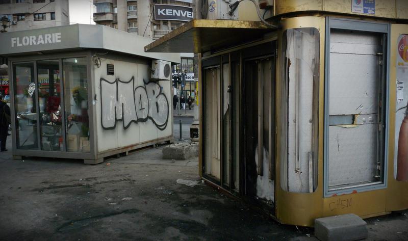 Tonete vandalizate in Bucuresti, Foto: Hotnews