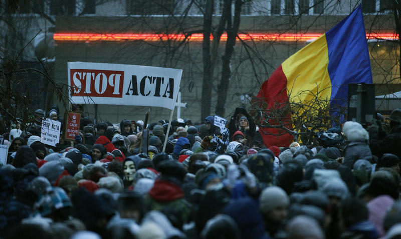 Protest impotriva ACTA / Bucuresti, Piata Universitatii, 11.02.2012, Foto: HotNews / Dan Popescu