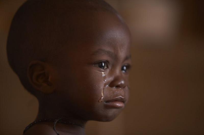 Copil subnutrit, Foto: salvaticopiii.ro