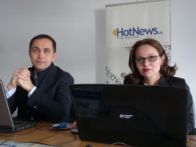 Aura Socol si Lucian Isar in redactia HotNews.ro, Foto: Hotnews