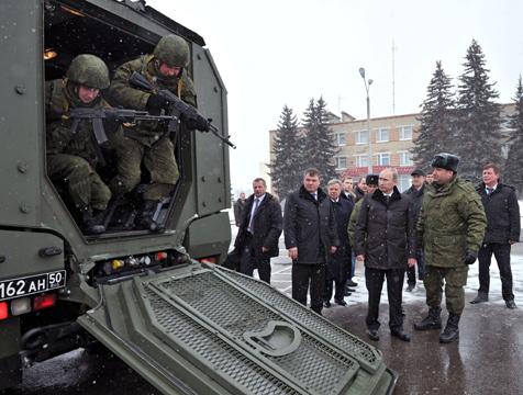 Putin in inspectie la o unitate militara, Foto: vladimirputin.com