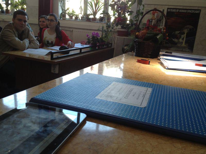 Catalog virtual accesat pe tablete, Foto: Hotnews