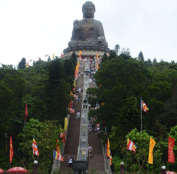 Giant Buddha, Foto: Cornelia Ghetu