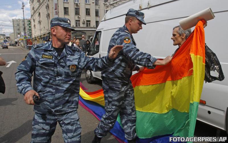 Parada gay neautorizata in Moscova (mai 2012), Foto: Agerpres/AP