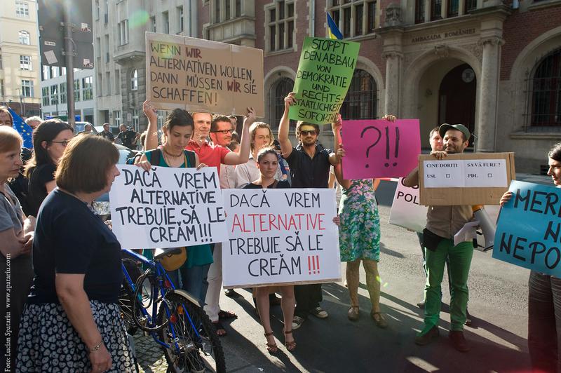 Protest al romanilor din Germania, Foto: TVRinfo.ro