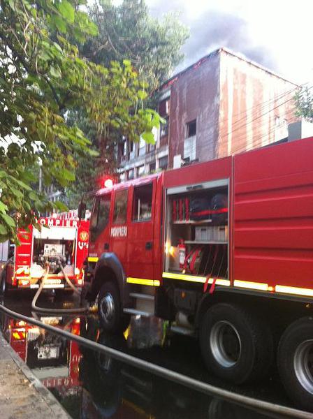 Incendiu la Popa Nan, Foto: Hotnews