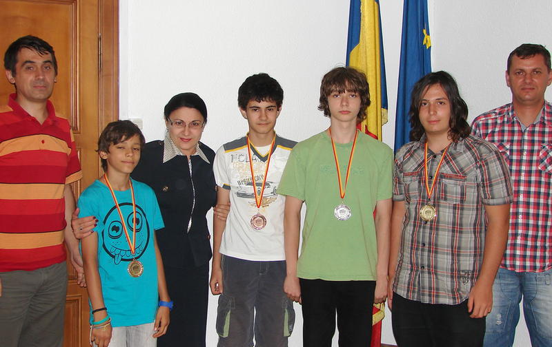 Elevii medaliati la olimpiada balcanica de informatica de juniori, Foto: Ministerul Educatiei