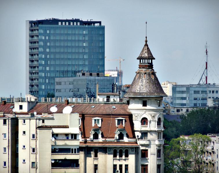 Cathedral Plaza domina inaltimile din zona centrala, Foto: HotNews.ro / Victor Cozmei