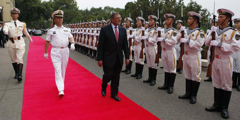 Leon Panetta, la baza de la Qingdao, Foto: Reuters
