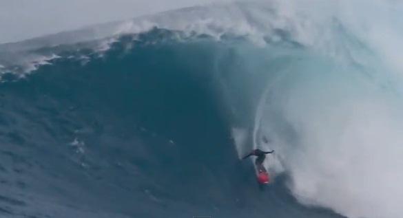 Surfer, Foto: Captura 220.ro