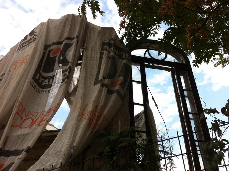 Cladirea monument istoric de pe strada Visarion 8, lasa in paragina de proprietar, Foto: Hotnews