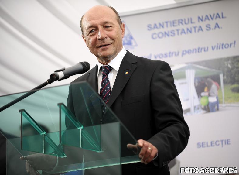 Traian Basescu, la Santierul Naval Constanta, Foto: Agerpres
