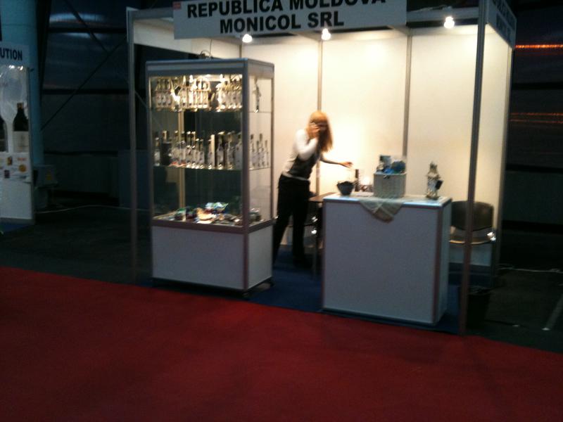 Republica Moldova, spirtuase bune si fete frumoase...cum ne-au obisnuit, Foto: Hotnews