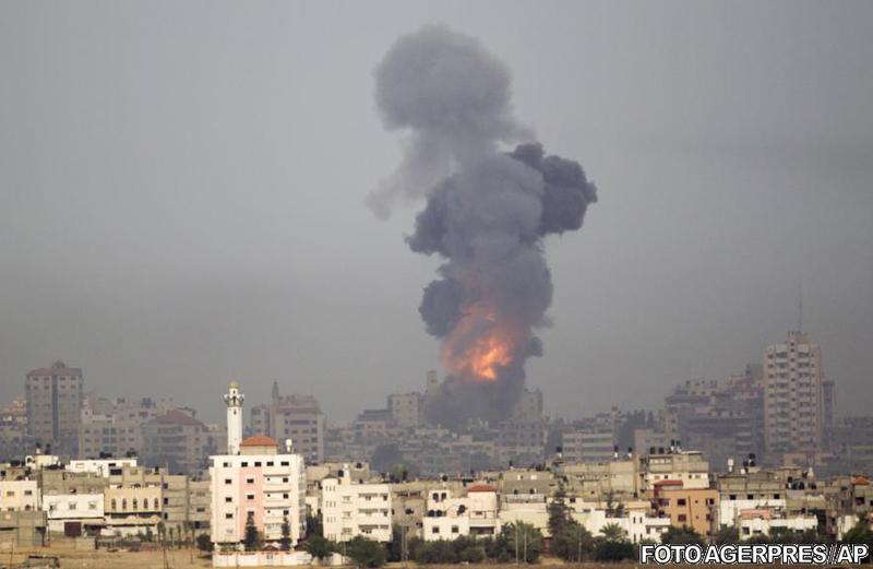 Israelul continua raidurile aeriene in Fasia Gaza, Foto: Agerpres/AP