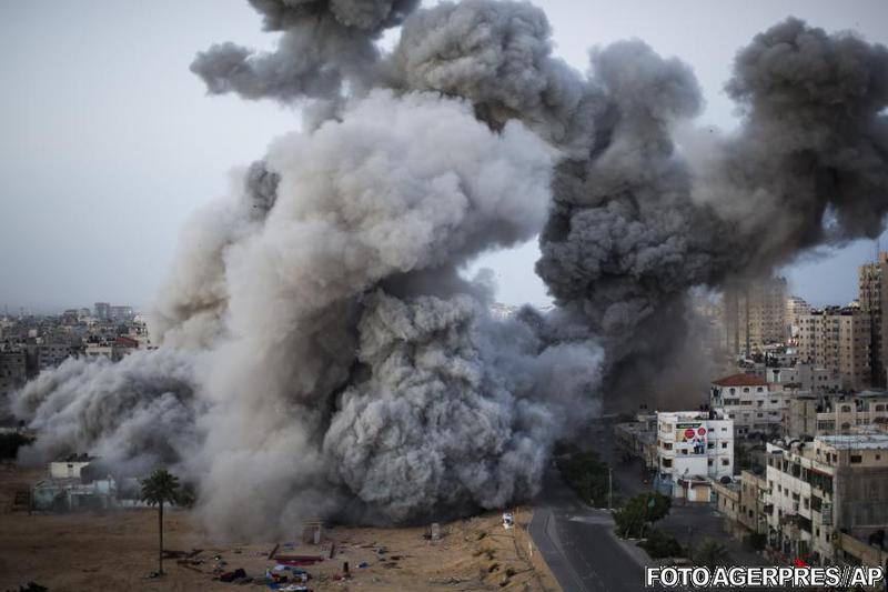 Raiduri israeliene in Fasia Gaza, Foto: Agerpres/AP