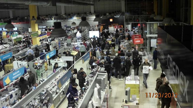 Vanzari de Black Friday, Foto: Altex