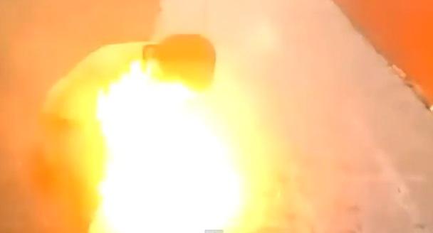 Copil vs Foc, Foto: Captura 220.ro