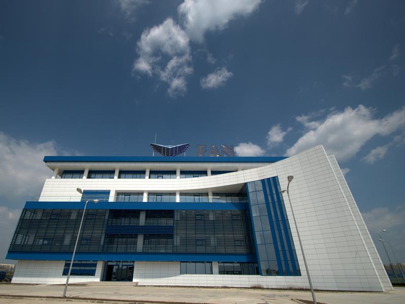 FAN Courier vrea sa cumpere cateva masini electrice, Foto: FAN Courier