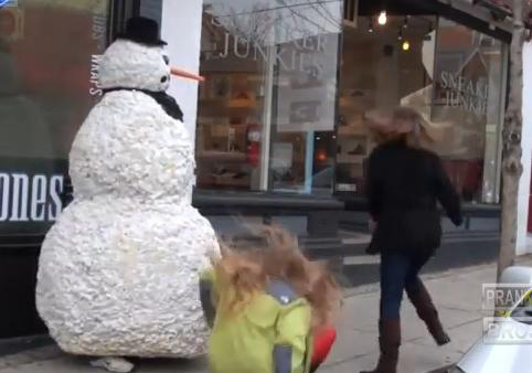 Omul de zapada, Foto: youtube.com