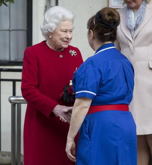 Regina Marii Britanii a fost externata, Foto: Agerpres/AP