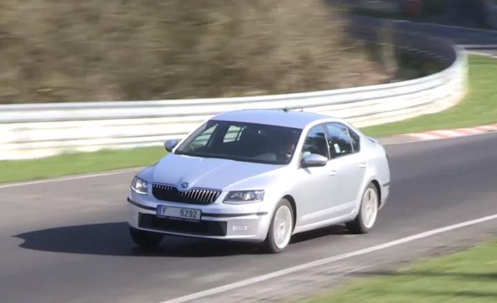 Skoda Octavia vRS 2013, Foto: Captura YouTube