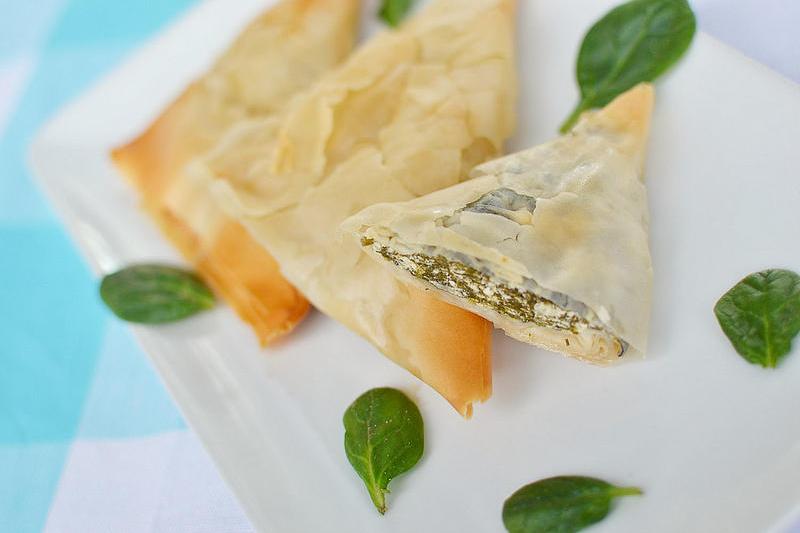 Bourekas cu feta si spanac, Foto: Andrei Chiş