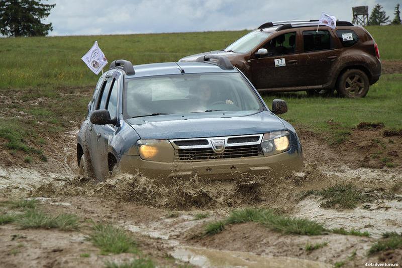 Dacia Duster in off road, Foto: 4x4adventure.ro