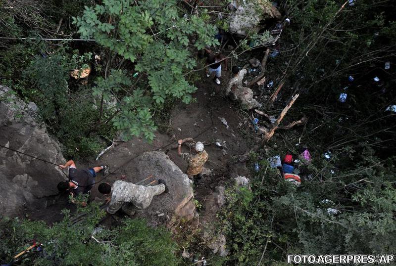 Imagine de la locul accidentului din Muntenegru, Foto: Agerpres/AP