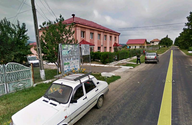 Comuna Vulturesti (Bacau), in capul listei localitatilor care nu isi pot acoperi singure nici 25% din buget, Foto: Google Street View