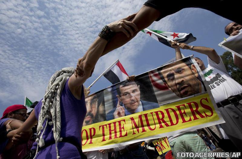 Manifestatii in fata Casei Albe pro si contra unui atac militar asupra Siriei, Foto: Agerpres/AP