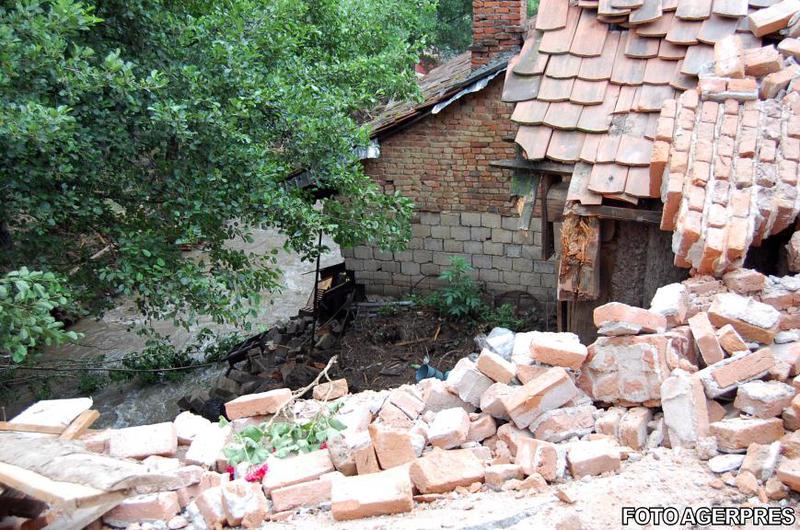 Casa distrusa de inundatii, Foto: AGERPRES