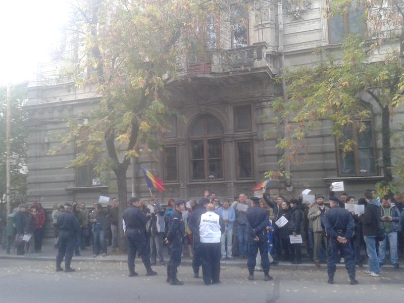 Cetateni in fata DNA, Foto: Hotnews