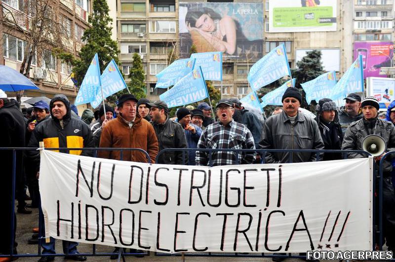 Hidroelectrica,vanata de partide, Foto: AGERPRES